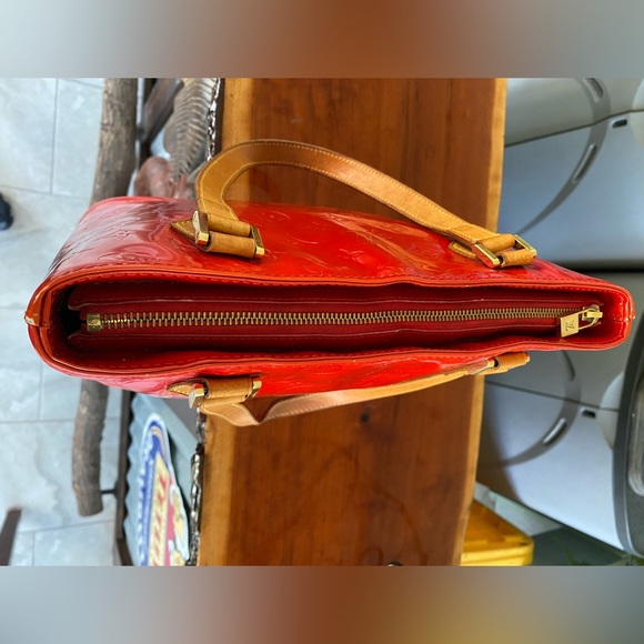 Louis Vuitton Vernis Red Monogram Houston Tote - Picture 12 of 16